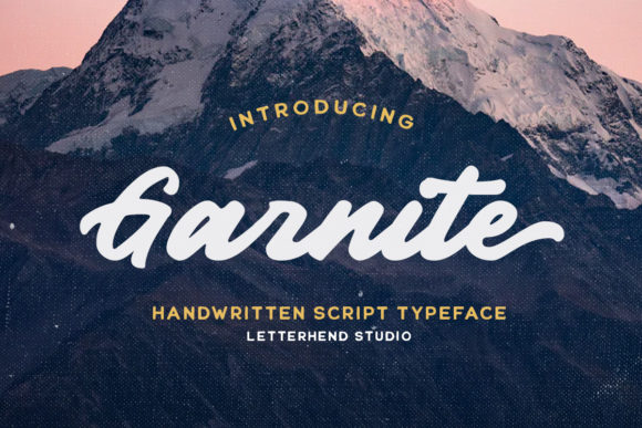 Garnite: The Elegant Script Font for Branding